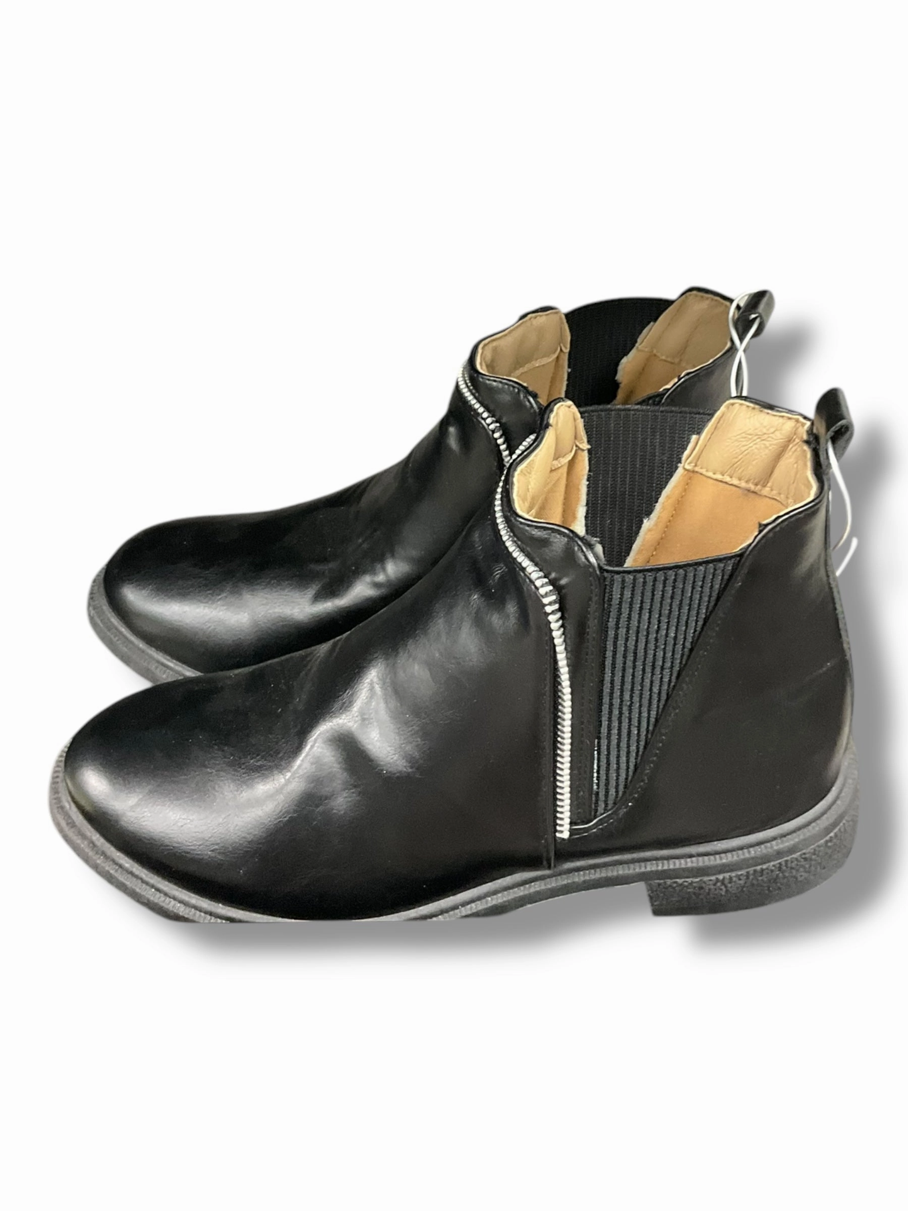 Boots Ankle Flats By Clothes Mentor In Black, Size: 10