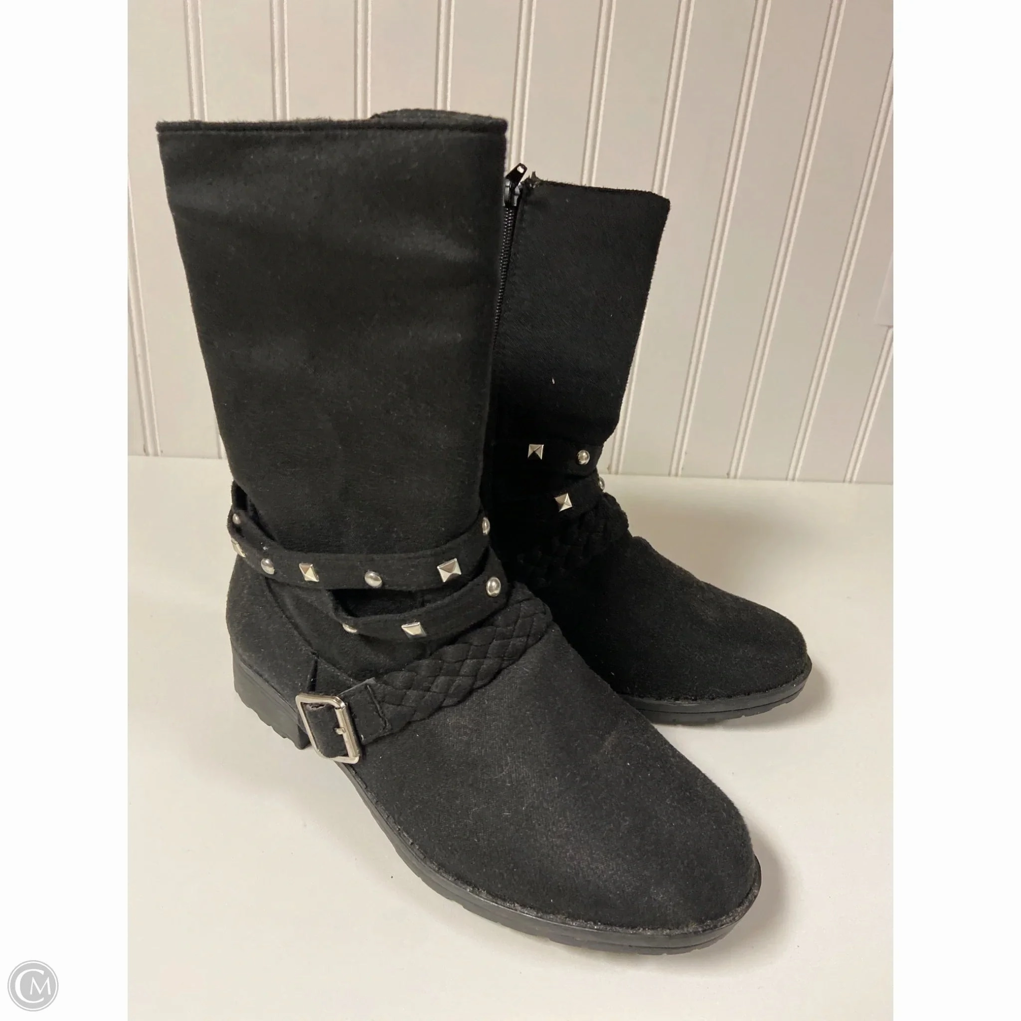Boots Ankle Flats By Clothes Mentor In Black, Size: 6