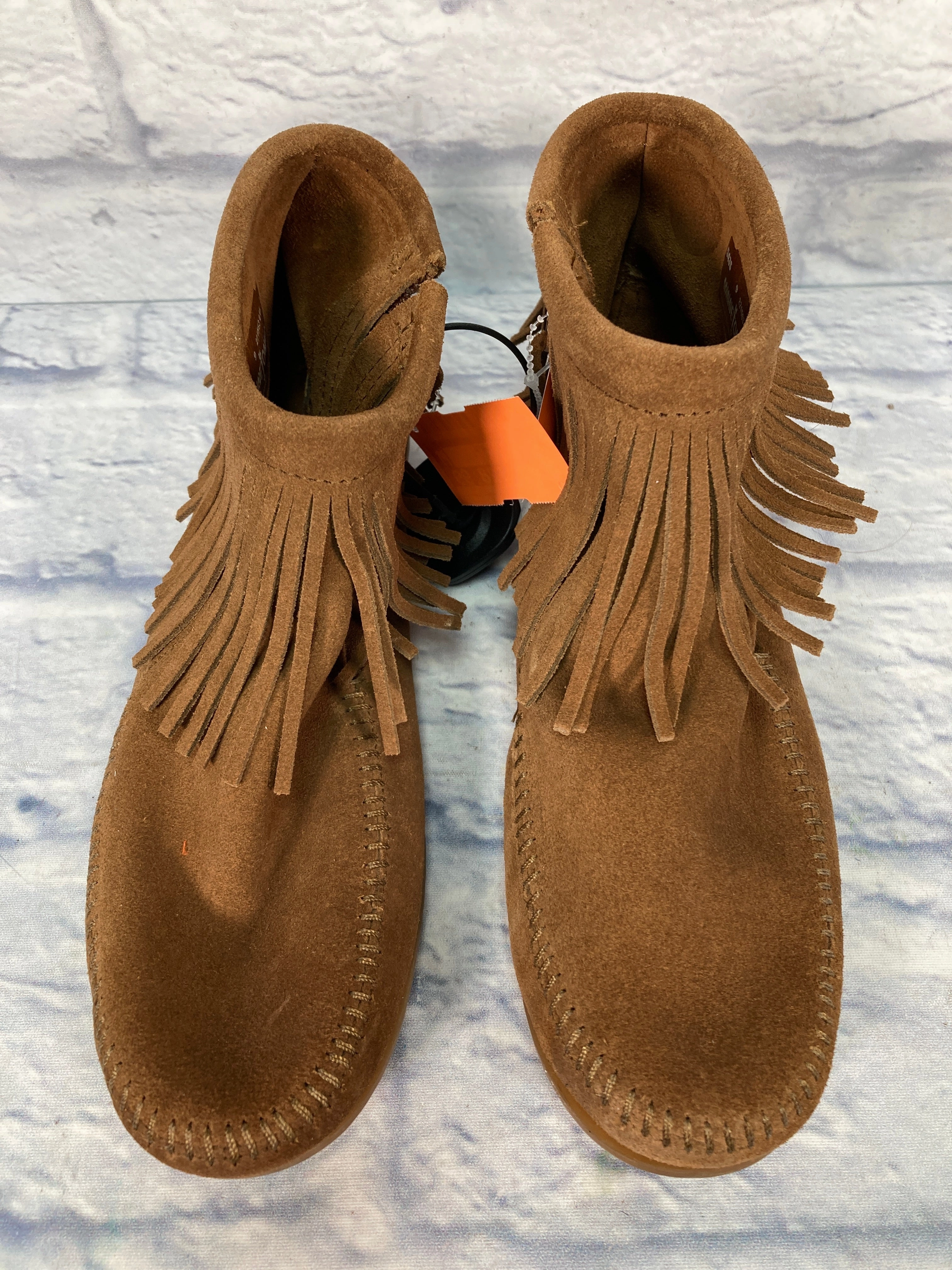 Boots Ankle Flats By Minnetonka In Brown, Size: 9