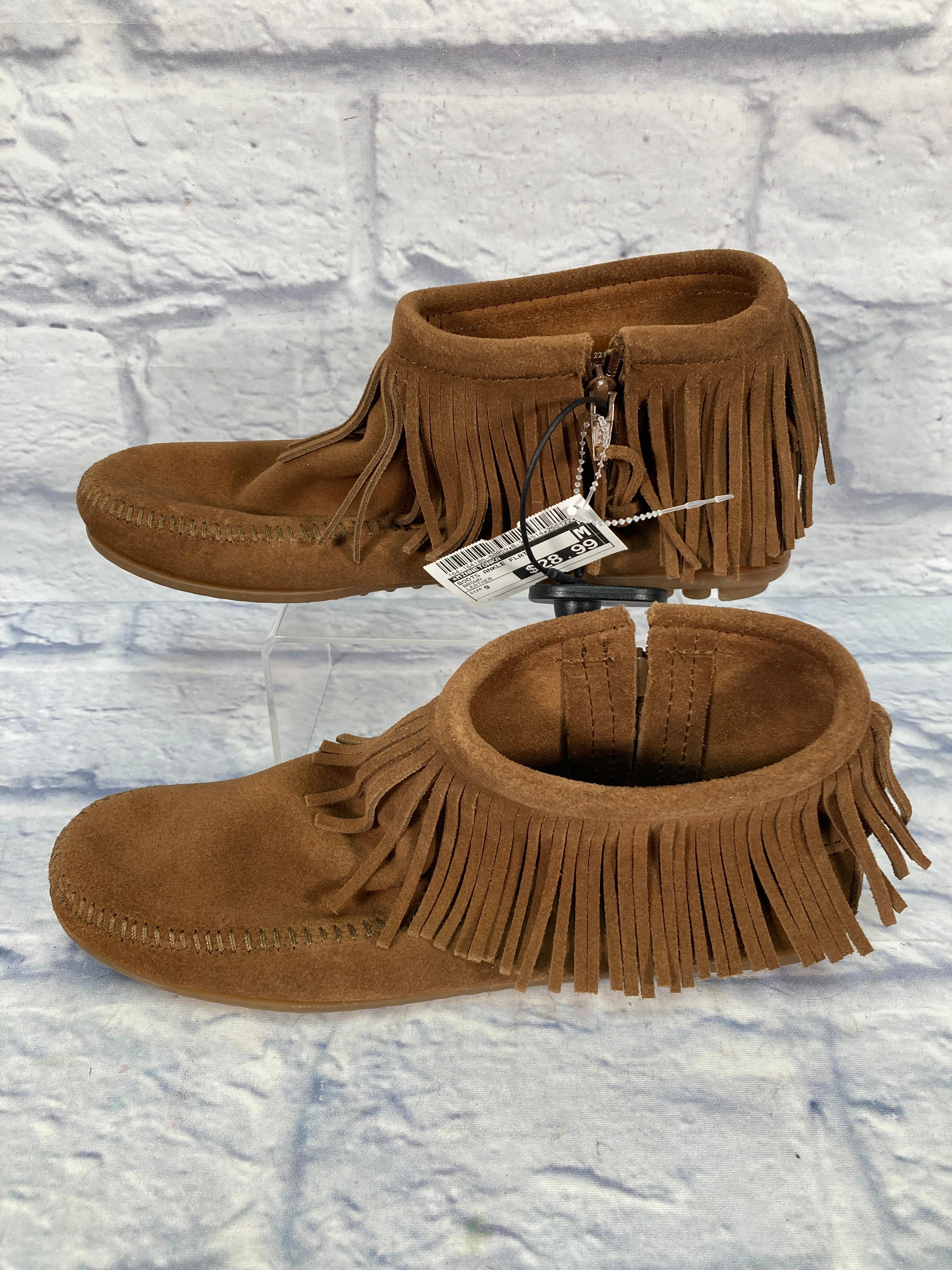 Boots Ankle Flats By Minnetonka In Brown, Size: 9