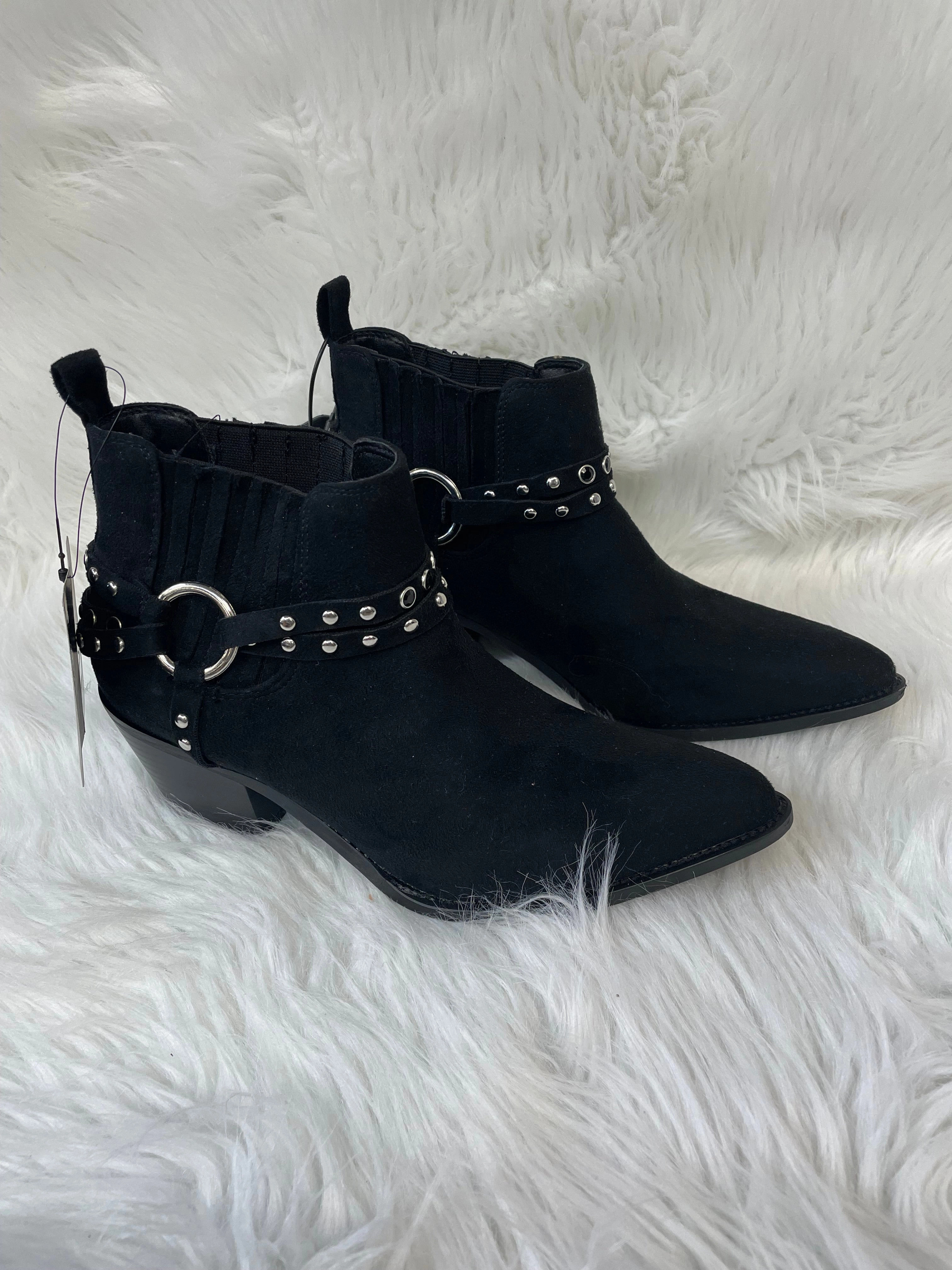 Boots Ankle Heels By Clothes Mentor In Black & Silver, Size: 8