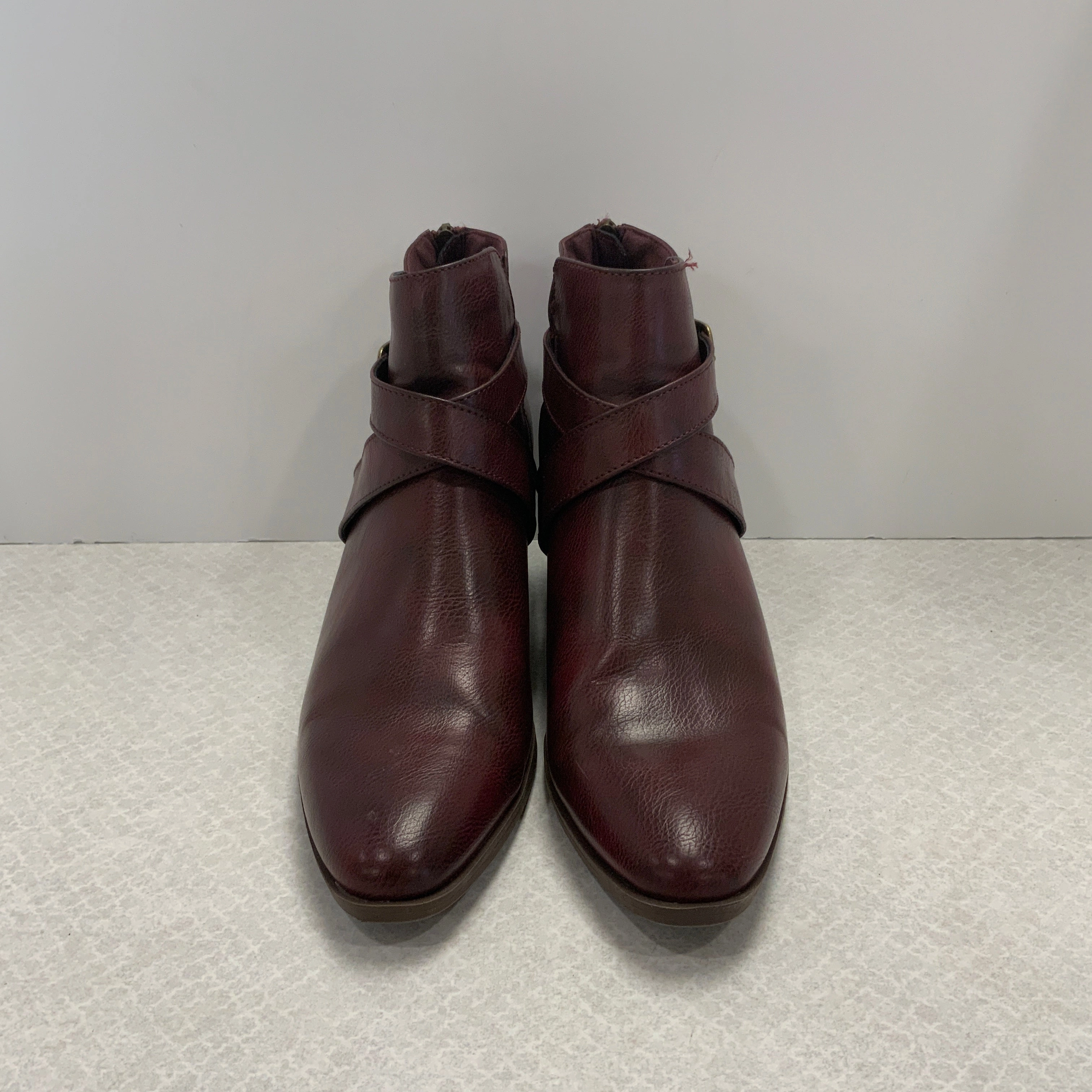 Boots Ankle Heels By Frye And Co In Maroon, Size: 9