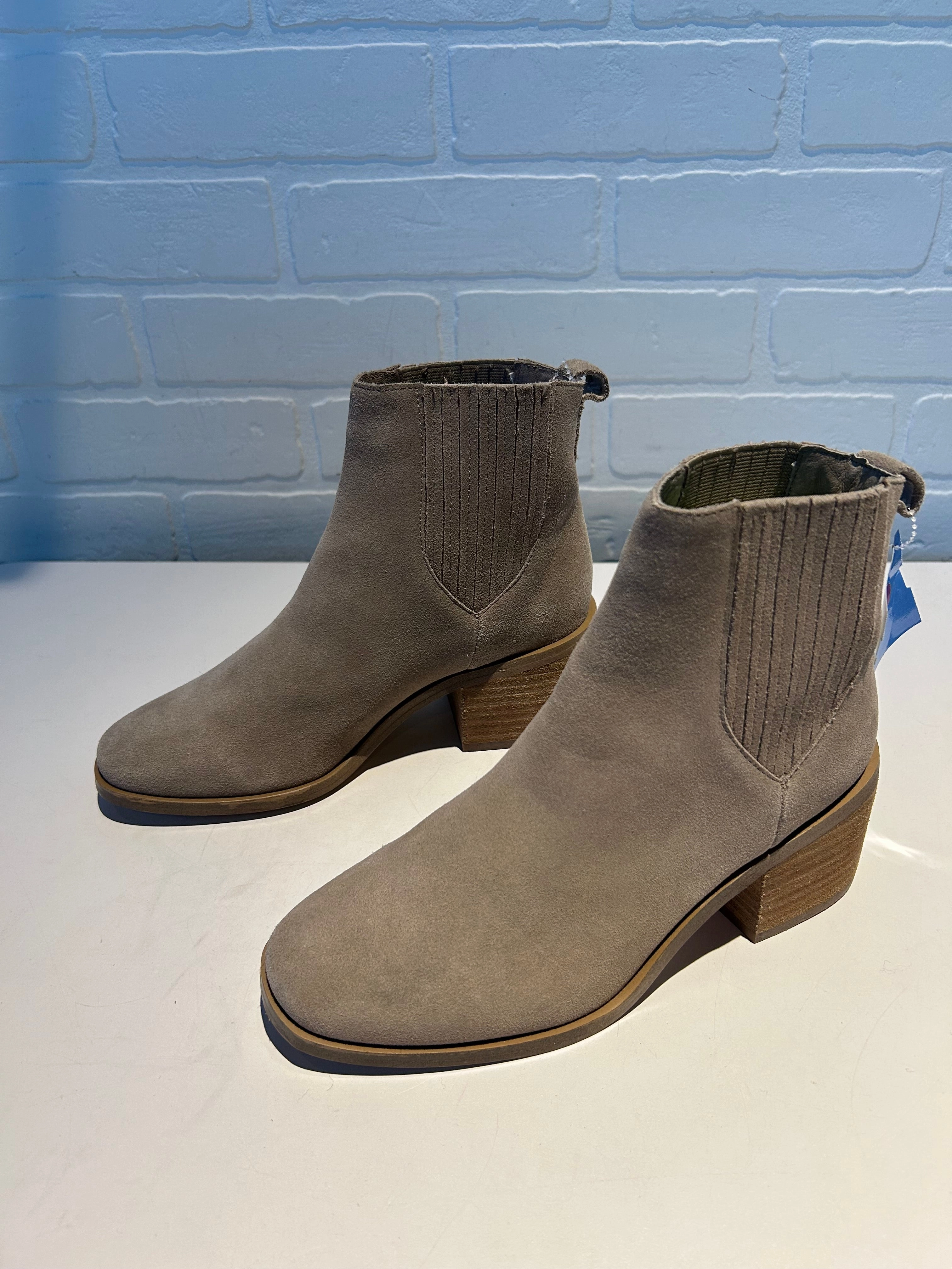 Boots Ankle Heels By Splendid In Tan, Size: 7