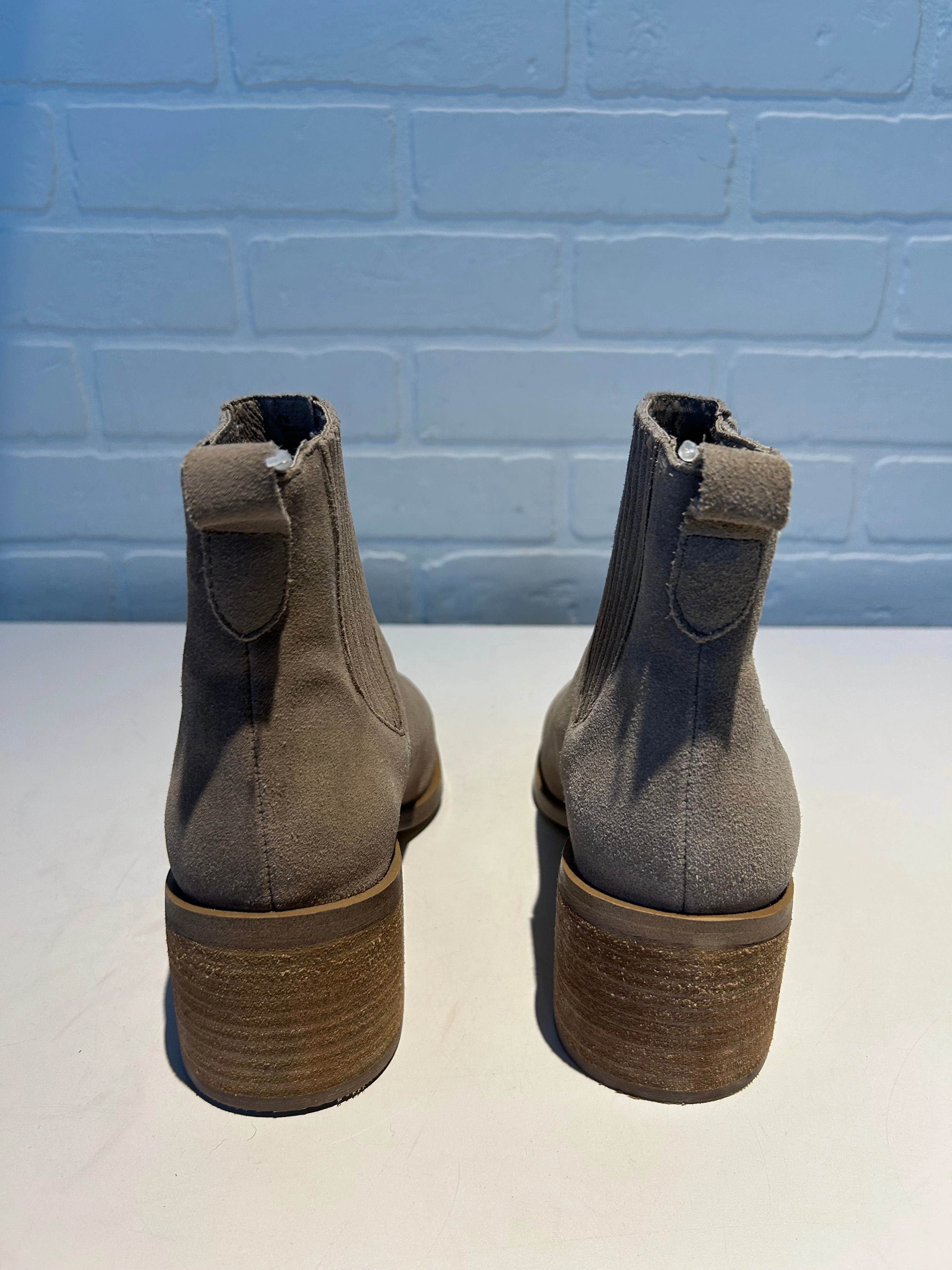 Boots Ankle Heels By Splendid In Tan, Size: 7
