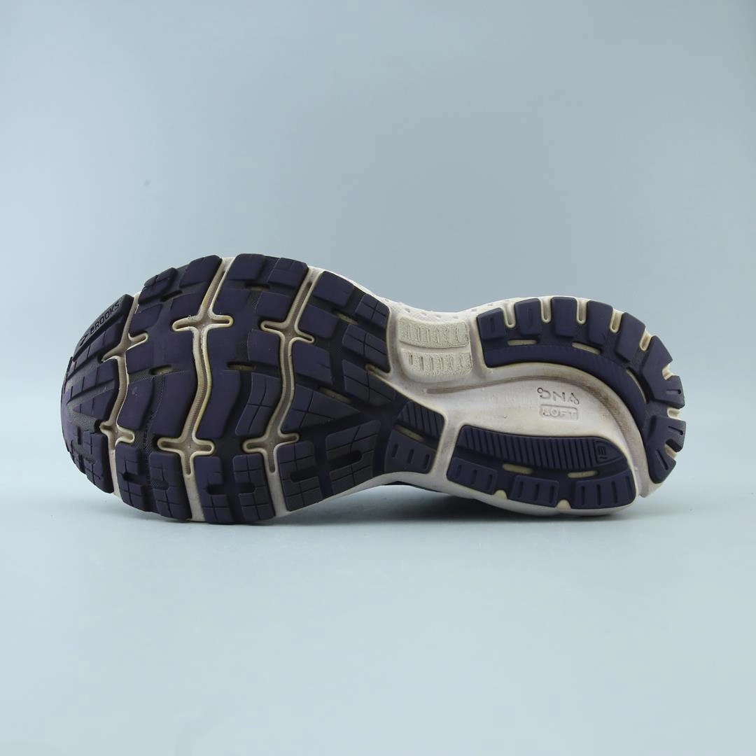 BROOKS GHOST 14