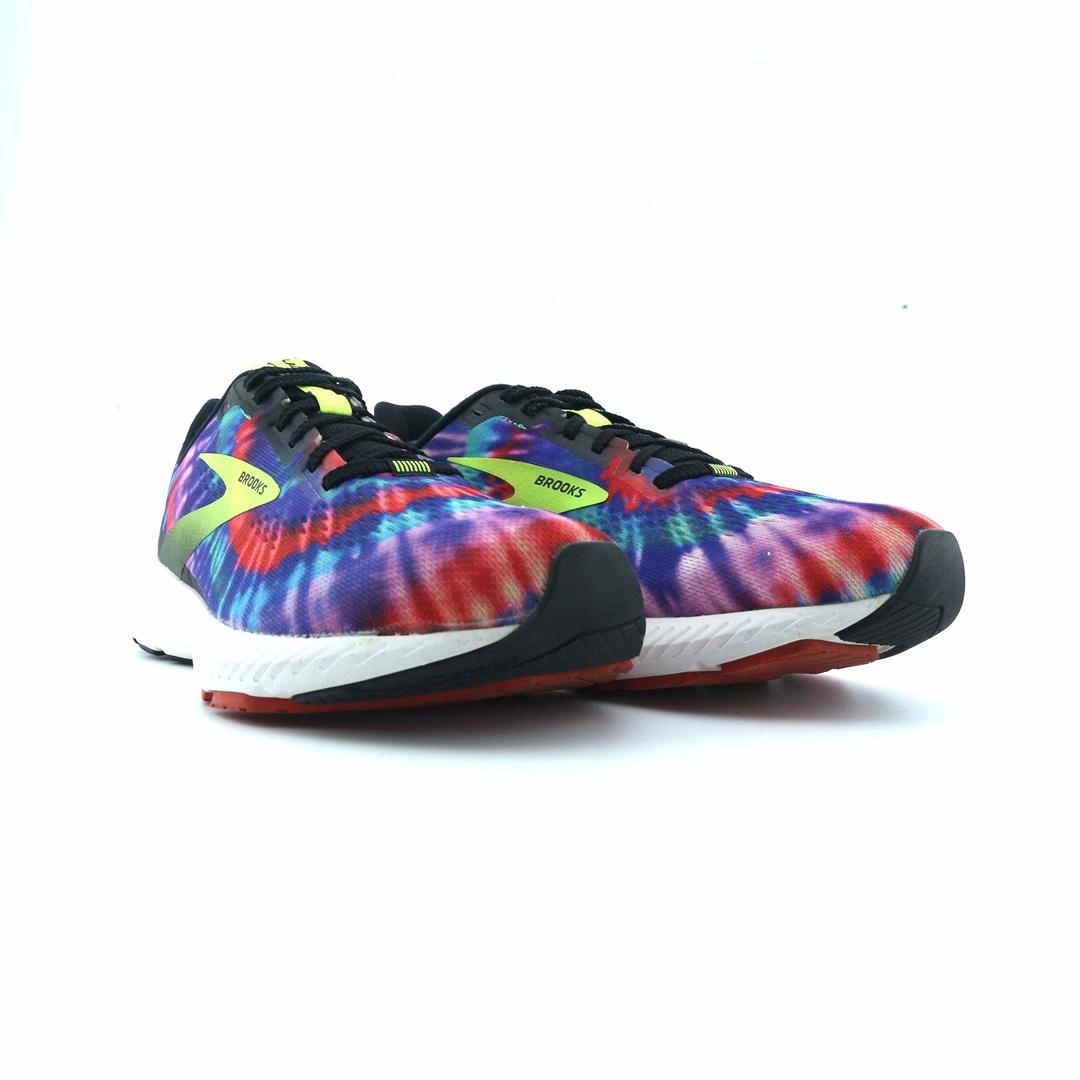 BROOKS LAUNCH 8