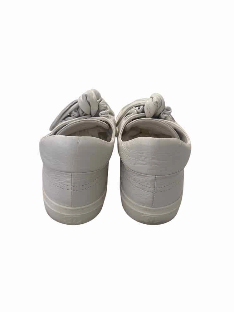 Chanel White Size 39 Shoes
