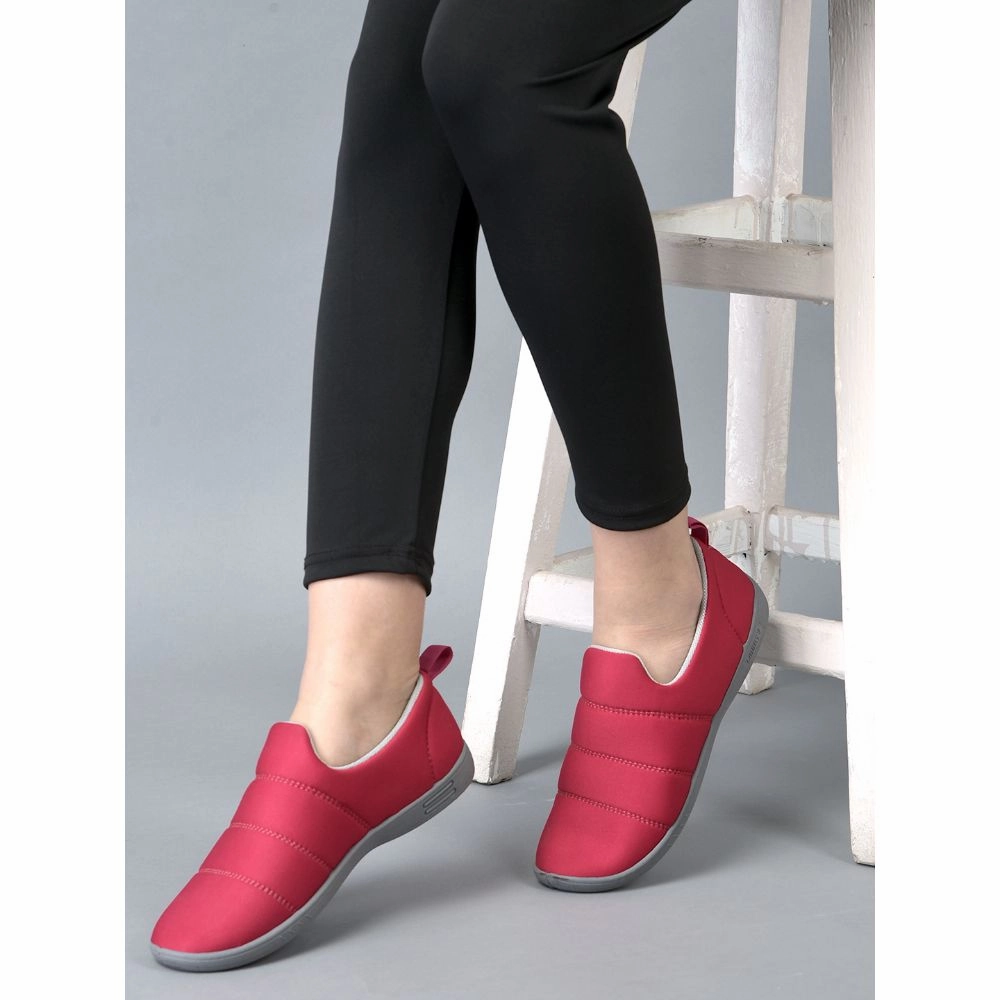 Gliders (Pink) Casual Slip on Shoes For Ladies Harvey-30 By Liberty