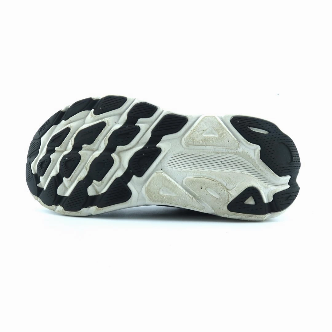 HOKA ONE ONE CLIFTON 9