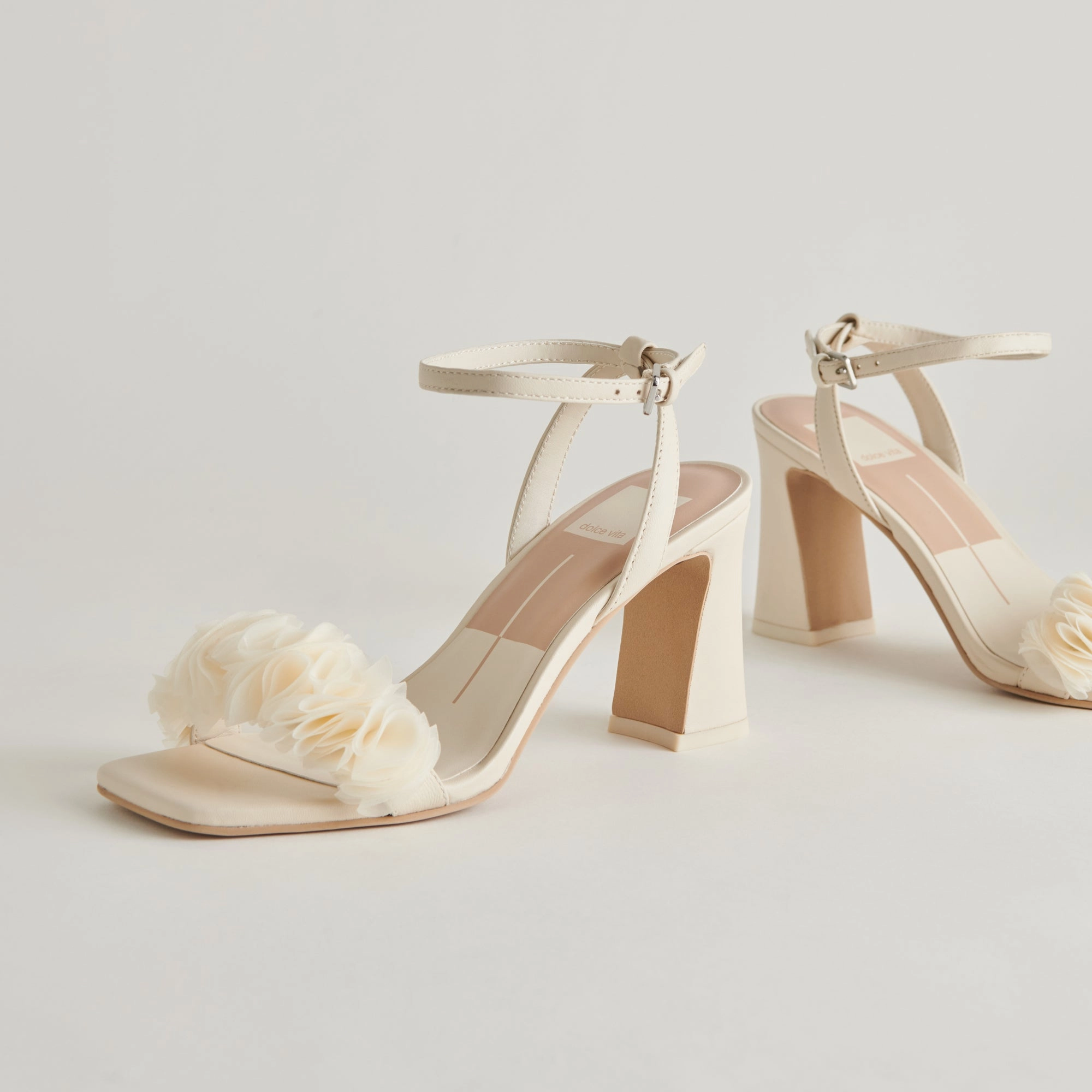 IESHA HEELS IVORY LEATHER - re:vita