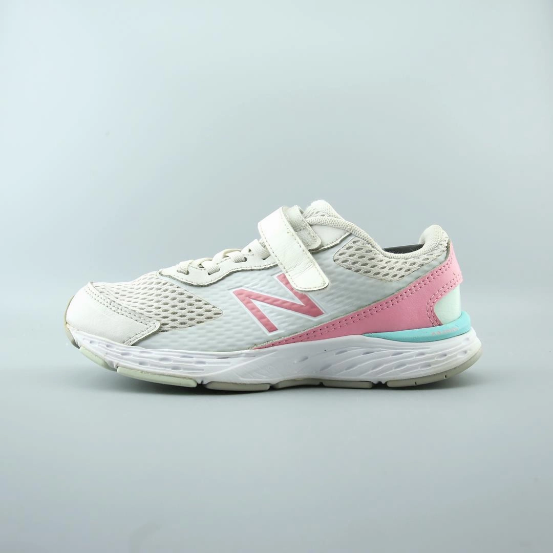 NEW BALANCE 680V6