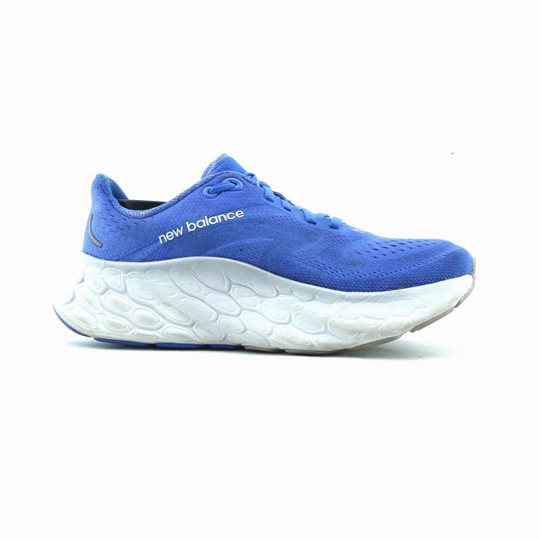 NEW BALANCE FRESH FOAM MORE V4