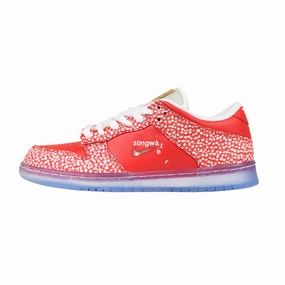 Nike SB Dunk Low - Stingwater Magic