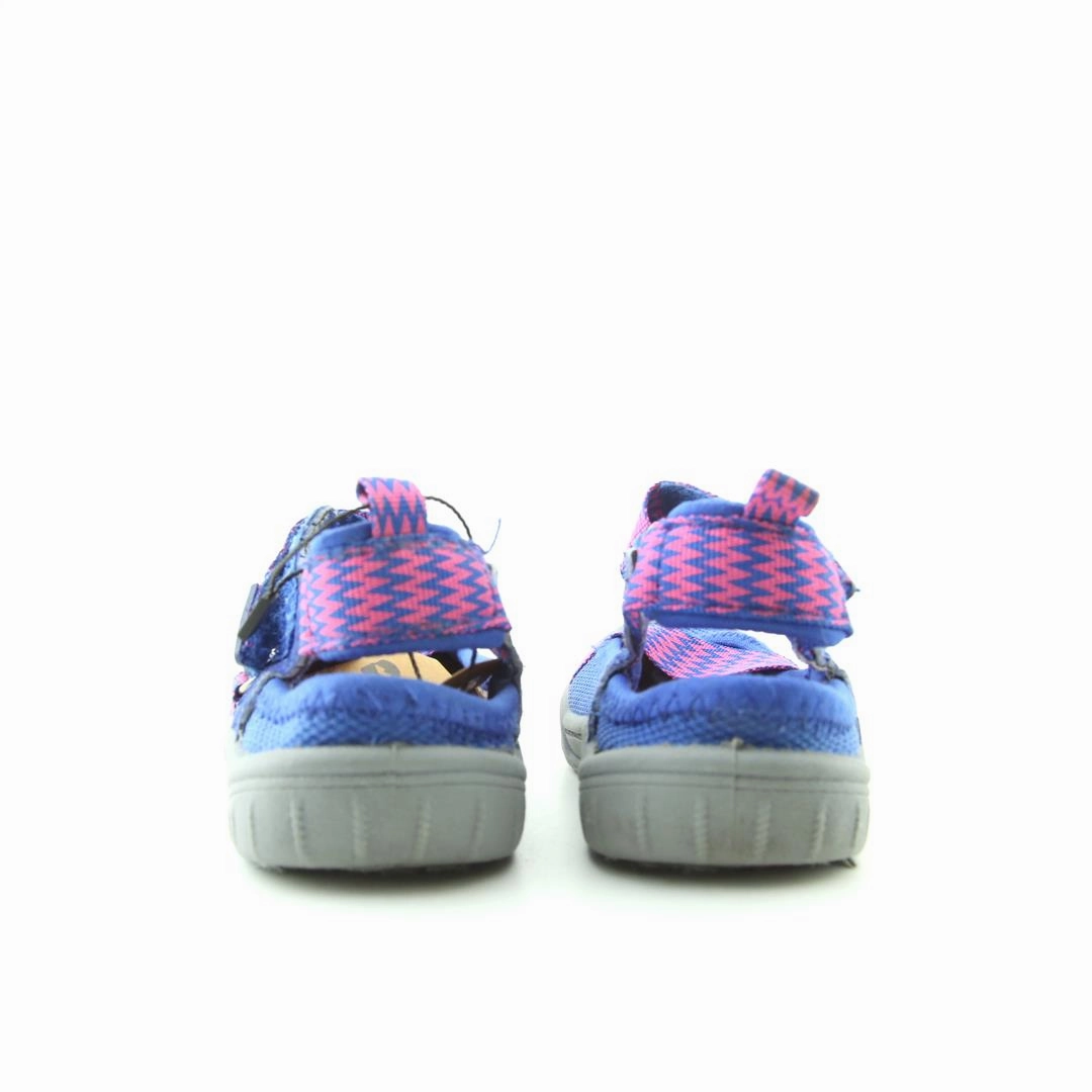 OSHKOSH B'GOSH .