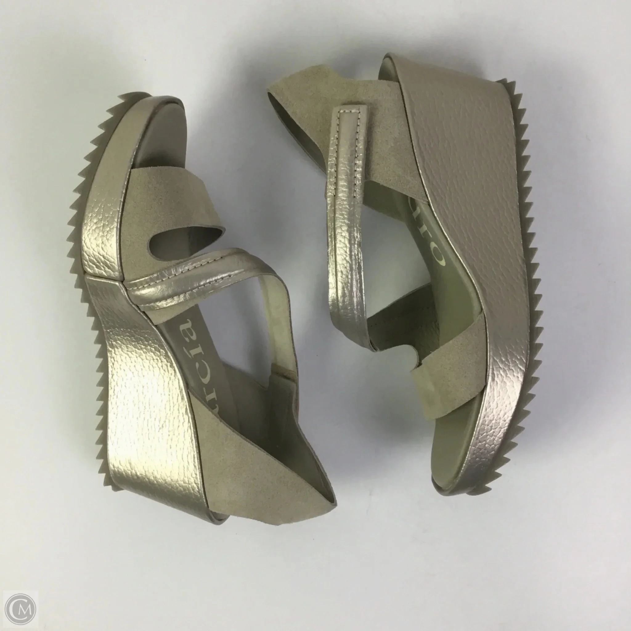 Sandals Heels Wedge By Cma In Grey, Size: 8.5