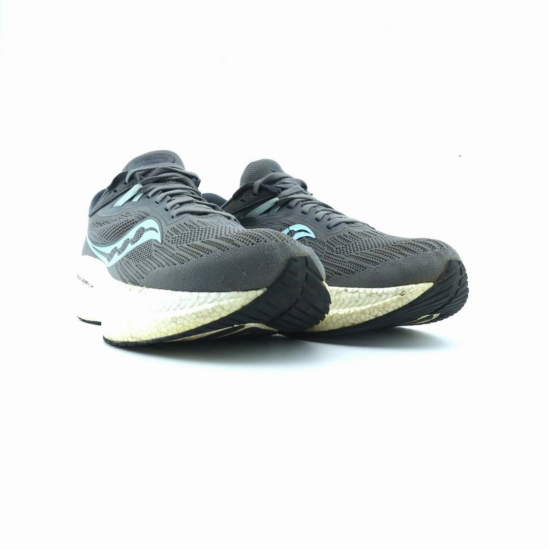 SAUCONY TRIUMPH 21