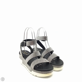 Shoes Heels Platform By Clothes Mentor In Silver & White, Size: 7