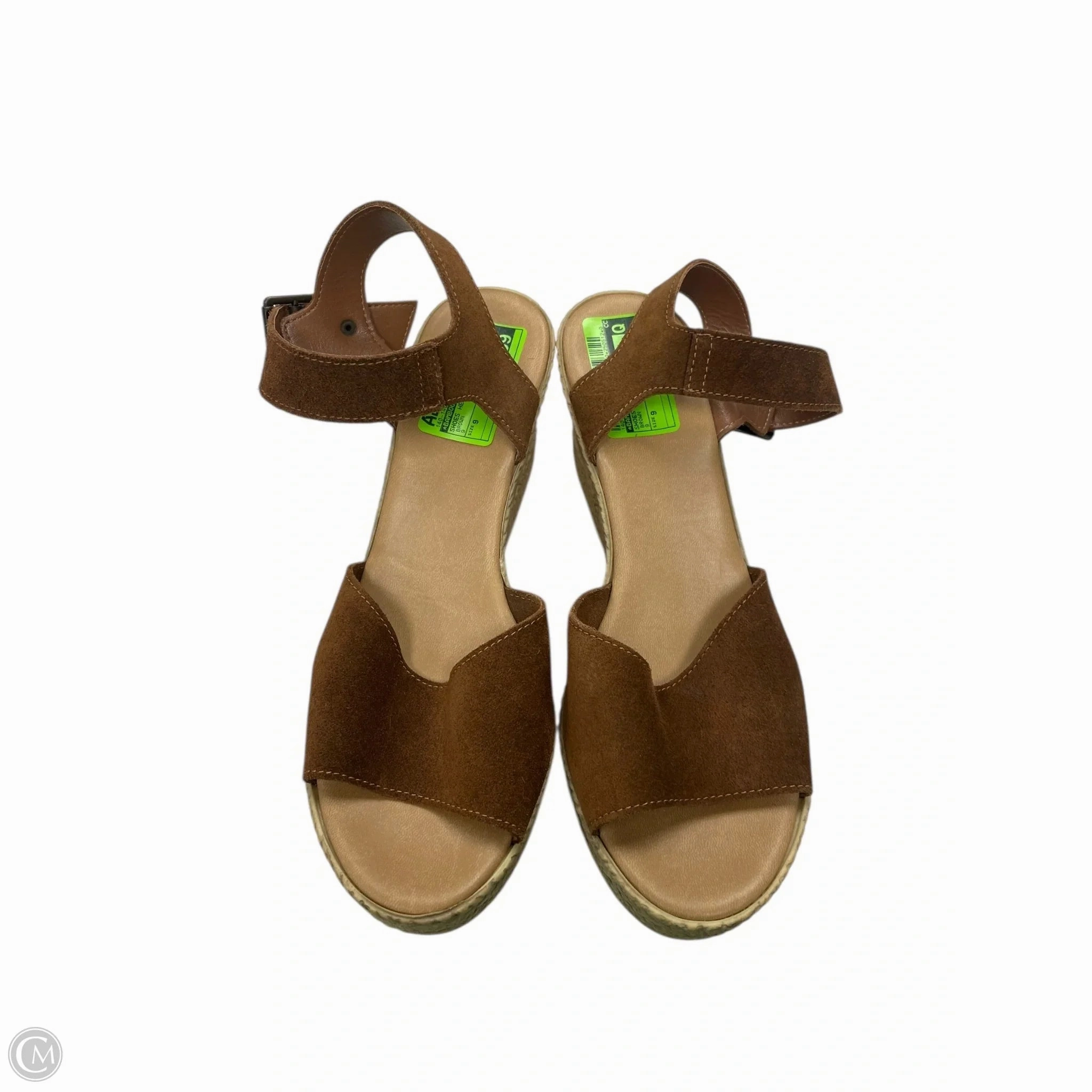 Shoes Heels Wedge By Bamboo In Brown, Size: 9