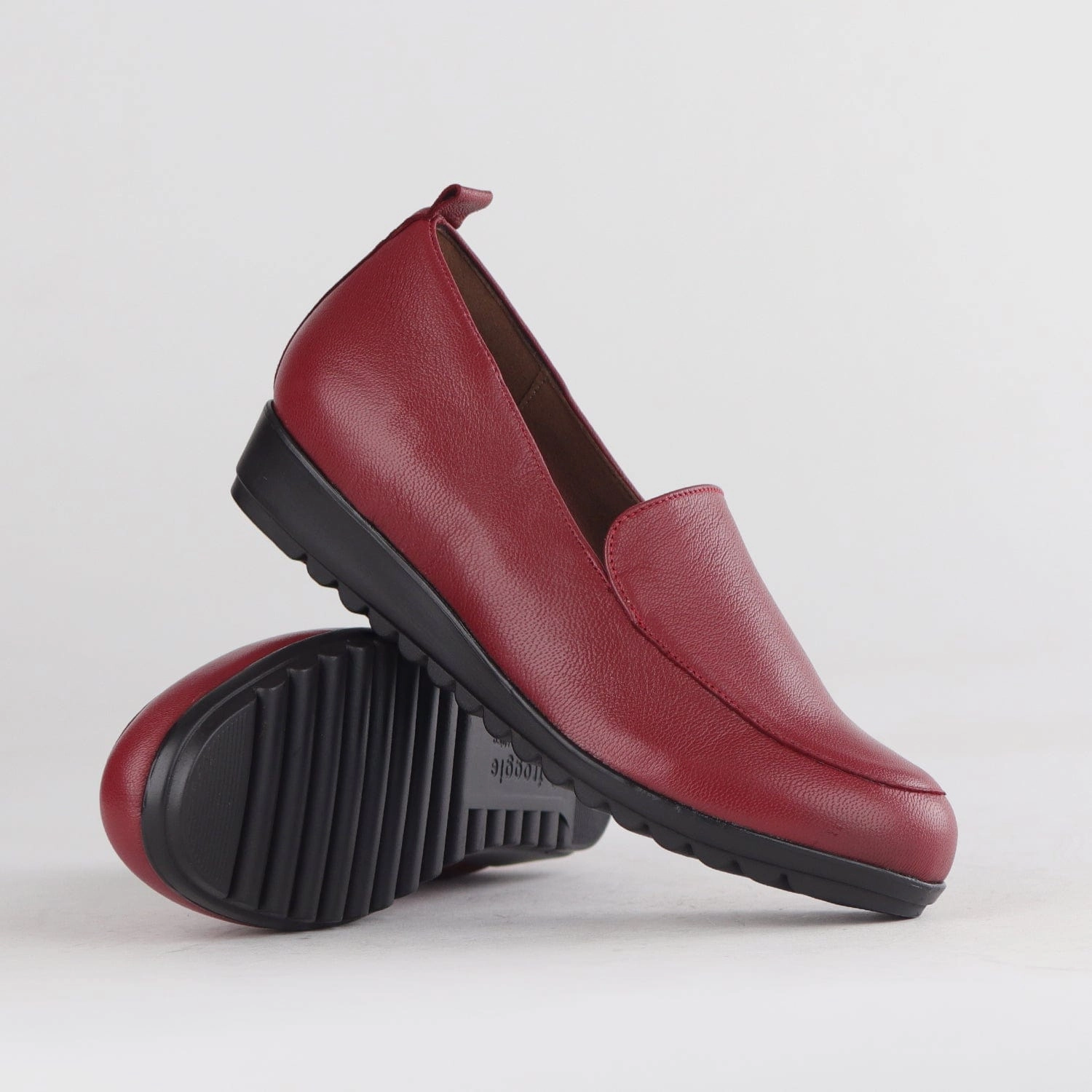 Slip-on Loafer in Red - 12529