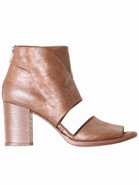Structured Heels (DEVOS-011-BENITEZ-FAGGIO)