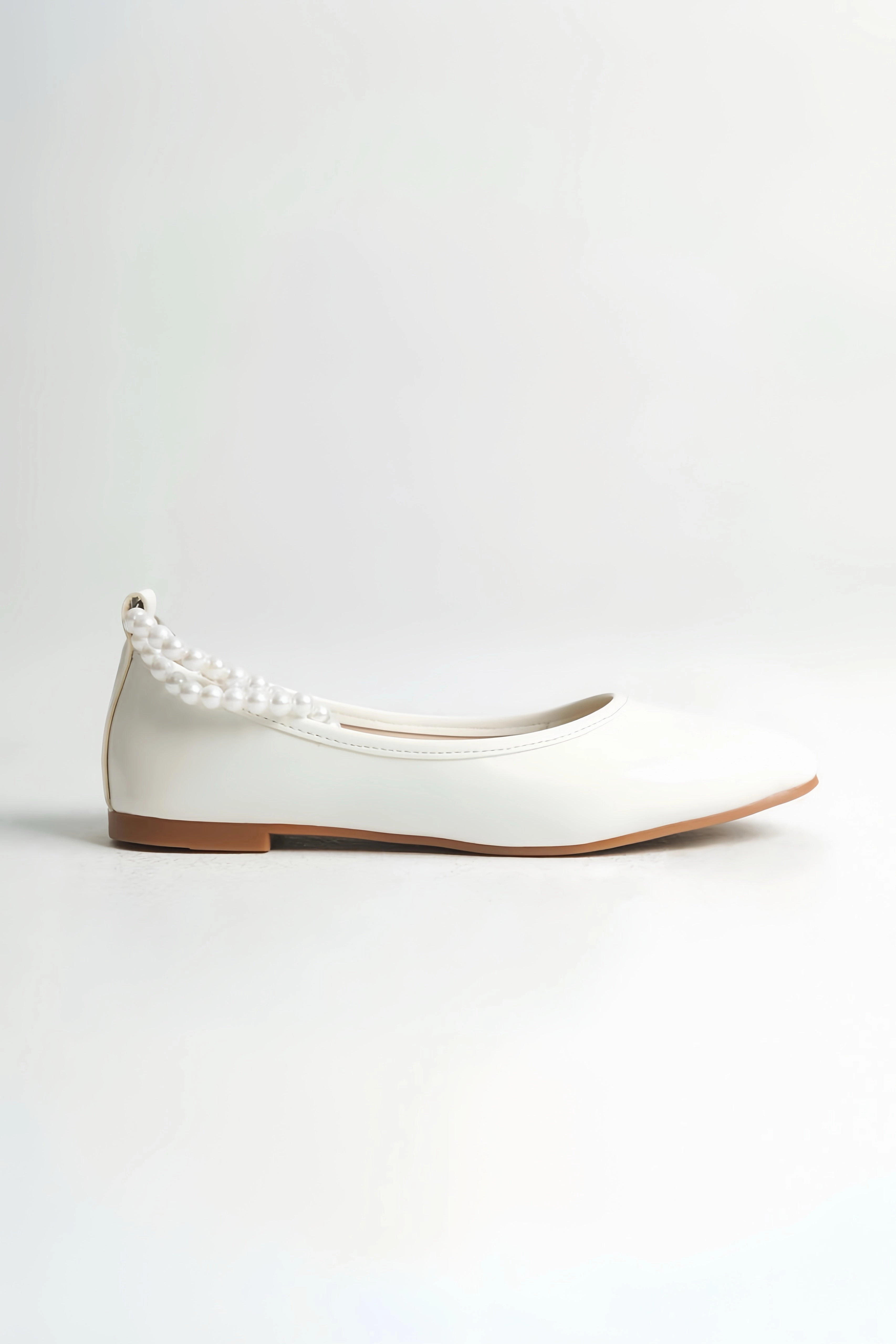 Tessa | White Flats with Pearls