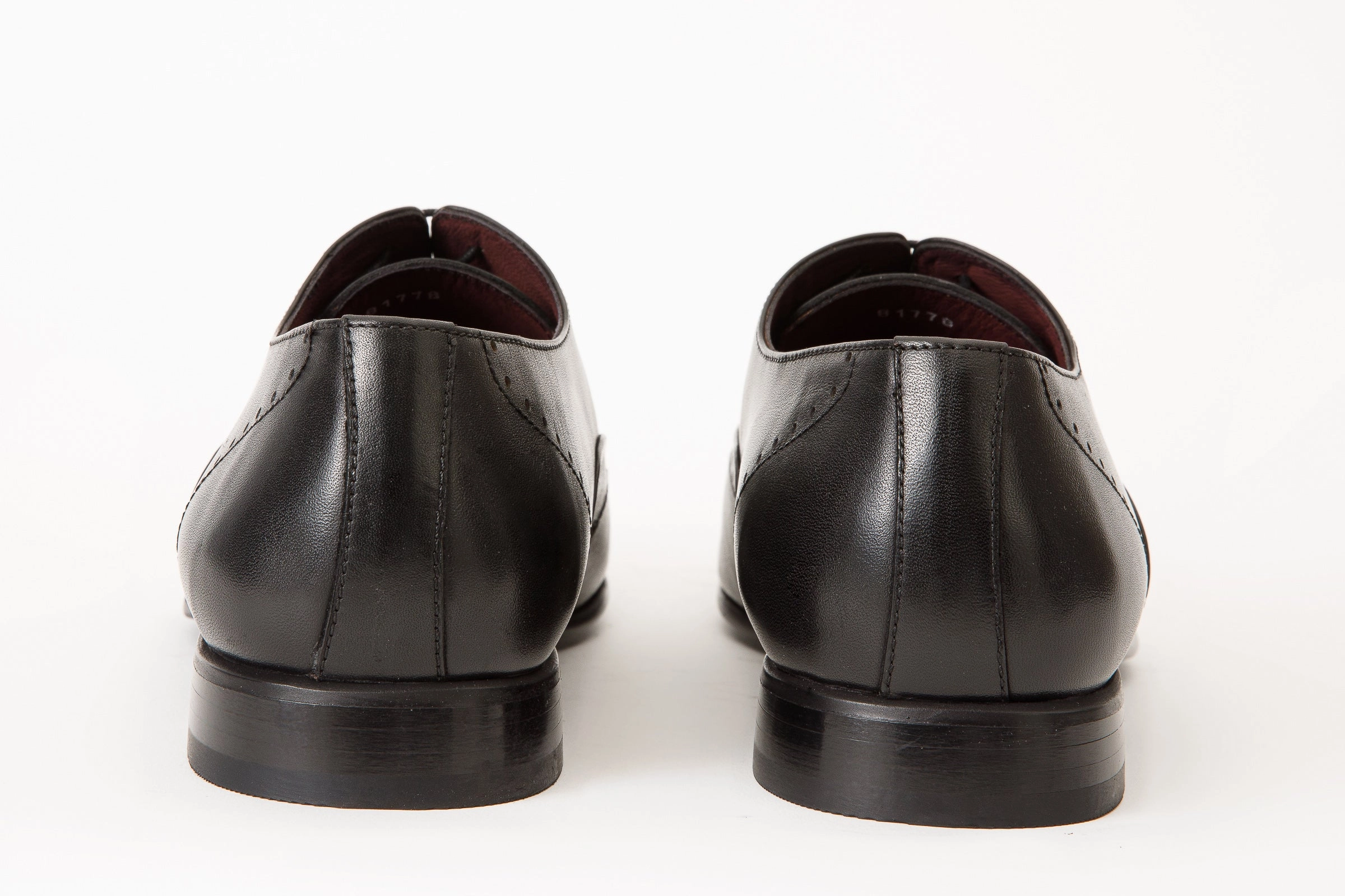 The Roma Black Leather Wingtip Oxford Men Shoe