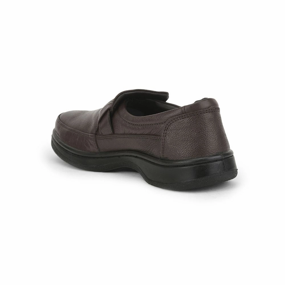 Warrior Casual Non Lacing Shoes For Men (Brown) 2078-59 By Liberty